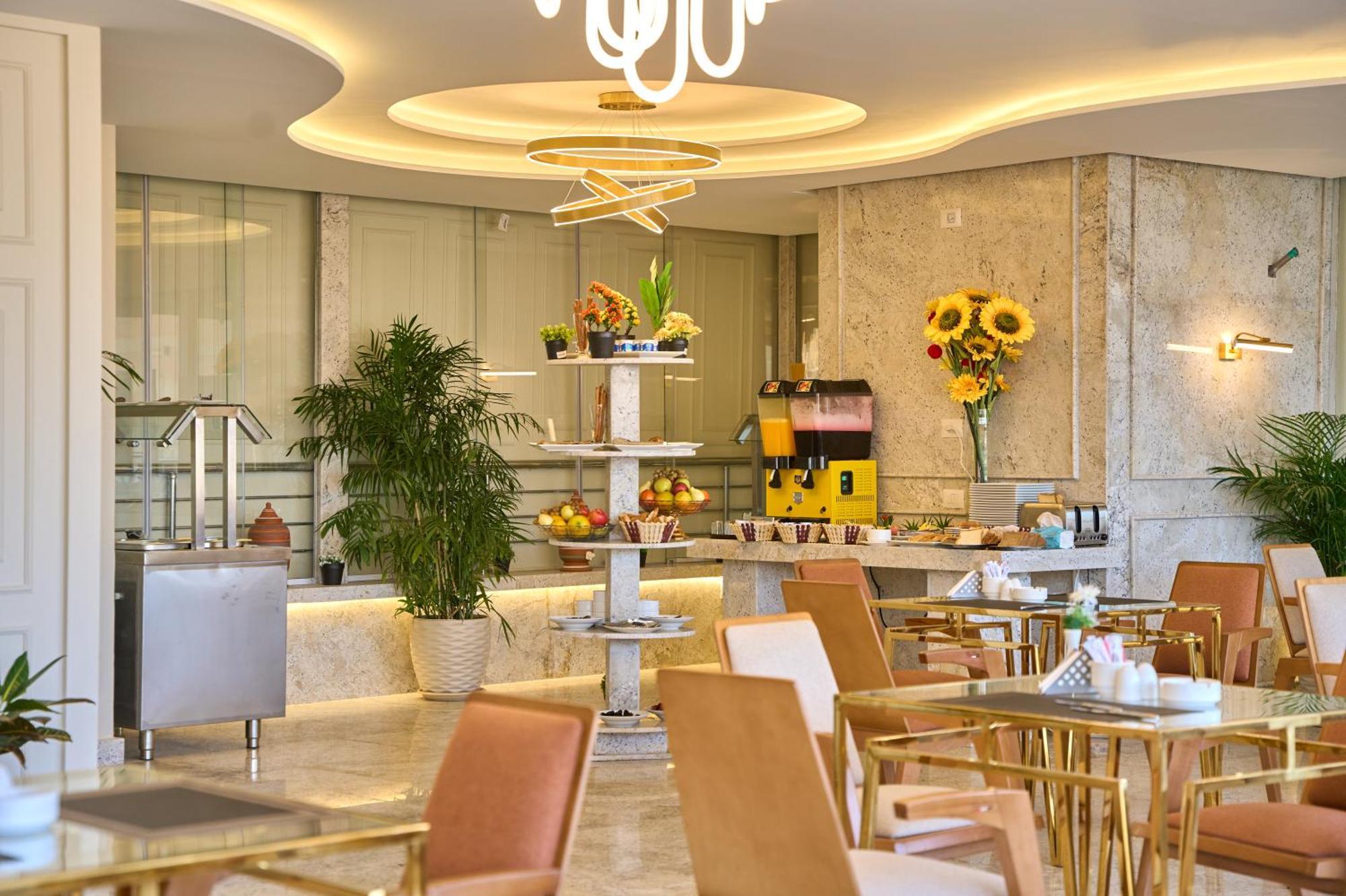 Hotel Pyramids Plateau Kafret el-Gabal